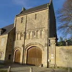 度假居 La Berlue Bayeux *